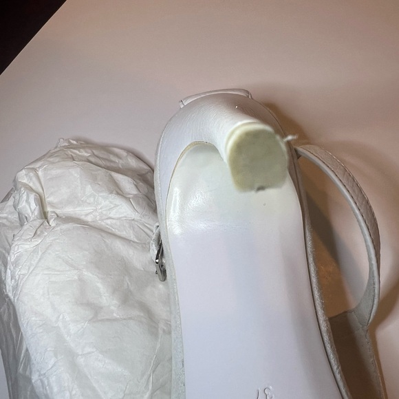 Burberry ankle strap sandals - Picture 6 of 7